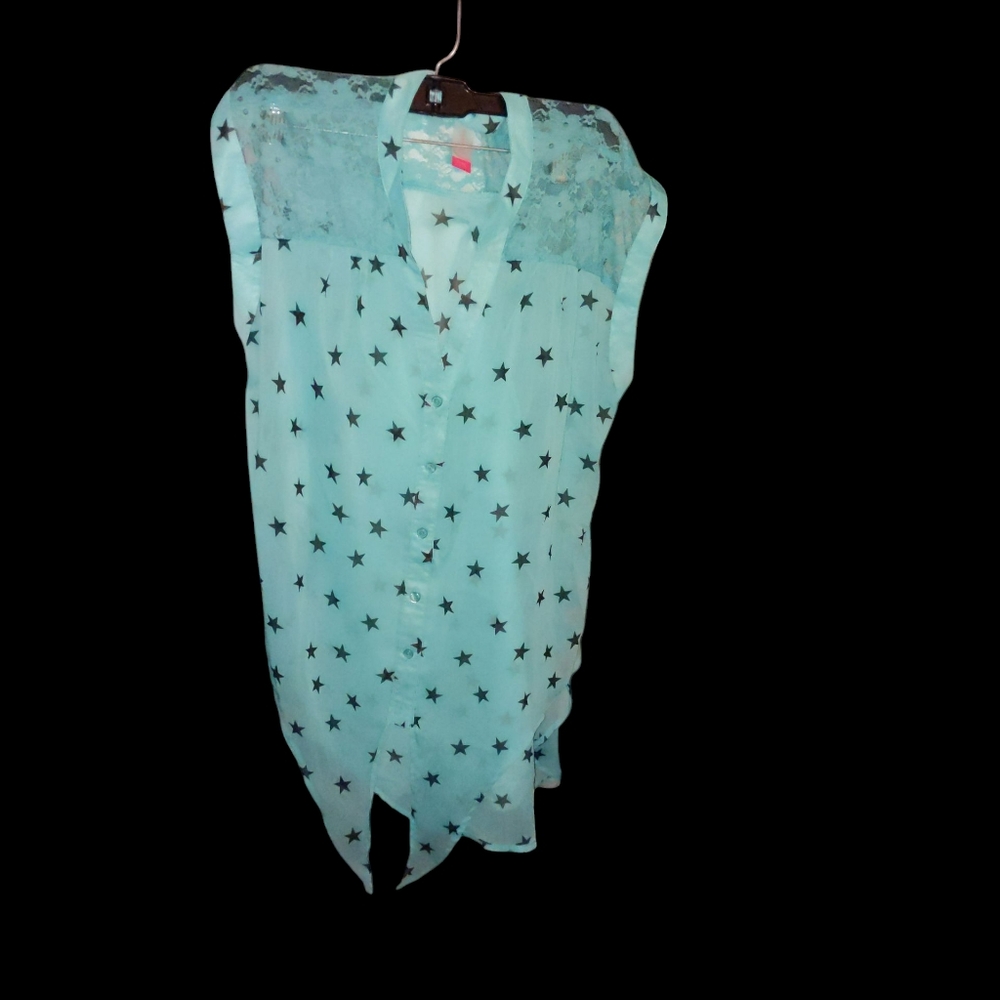 No Boundaries Summer Star See Through Top Size Medium